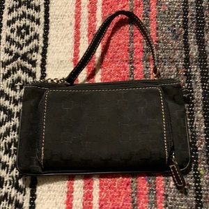 Black wristlet